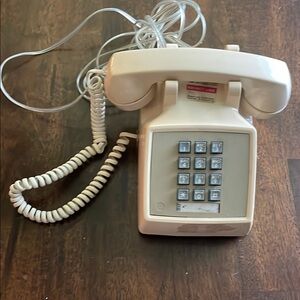 Vintage Cream Rotary Phone